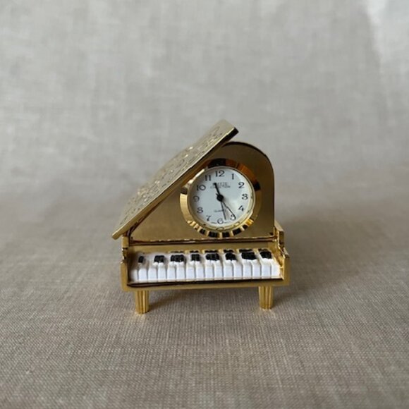 Miniature Piano Clock by Breeze Collection, Gift Idea - Picture 1 of 15